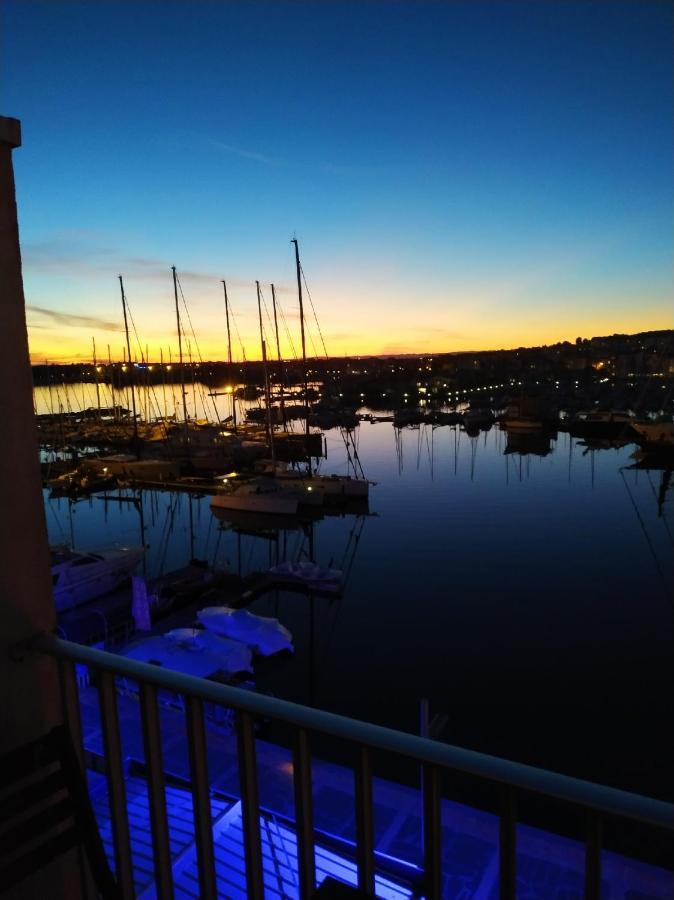 Studio Cap D Agde Vue Port Экстерьер фото